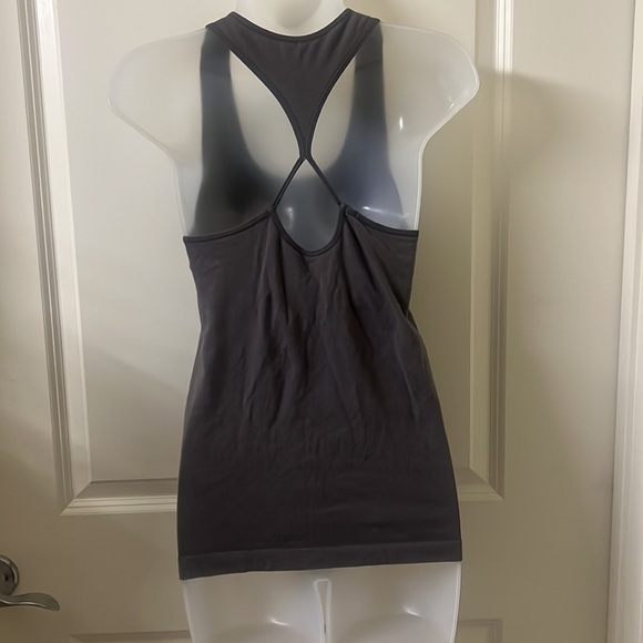 Workout Tank w/ Built-in Bra - Organic Cotton - Picture 3 of 6